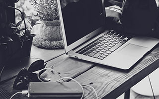 热点:假设投资人有资金100万元-国常会：研究建立健全涉企收费长效监管机制有关举措